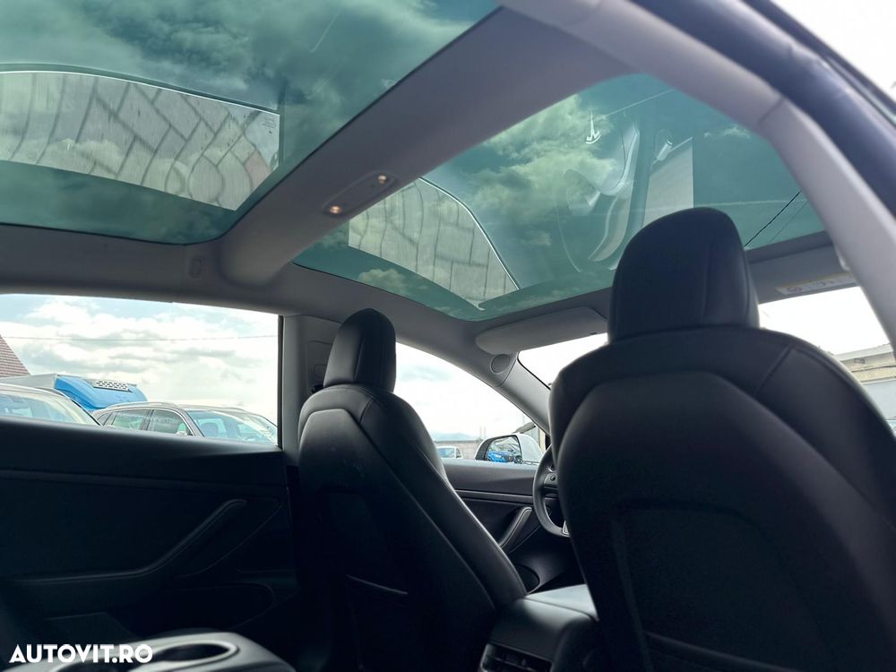 Tesla Model 3 Standard Reichweite Plus Hinterradantrieb - 9