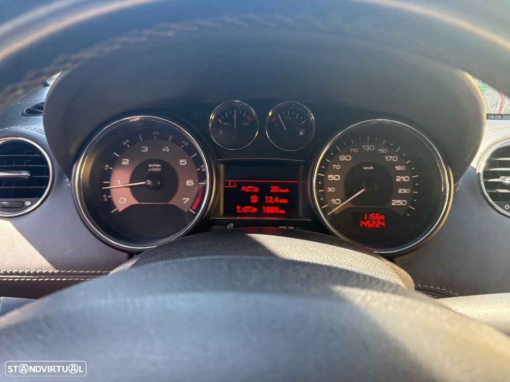 Peugeot RCZ 1.6 200 THP - 42