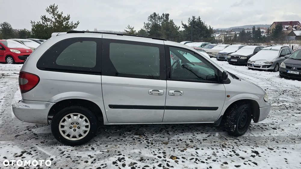 Chrysler Grand Voyager 2.8 CRD Executive LX S&G - 4