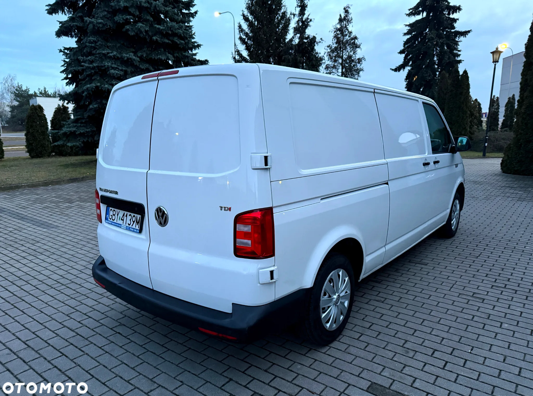 Volkswagen Transporter - 3