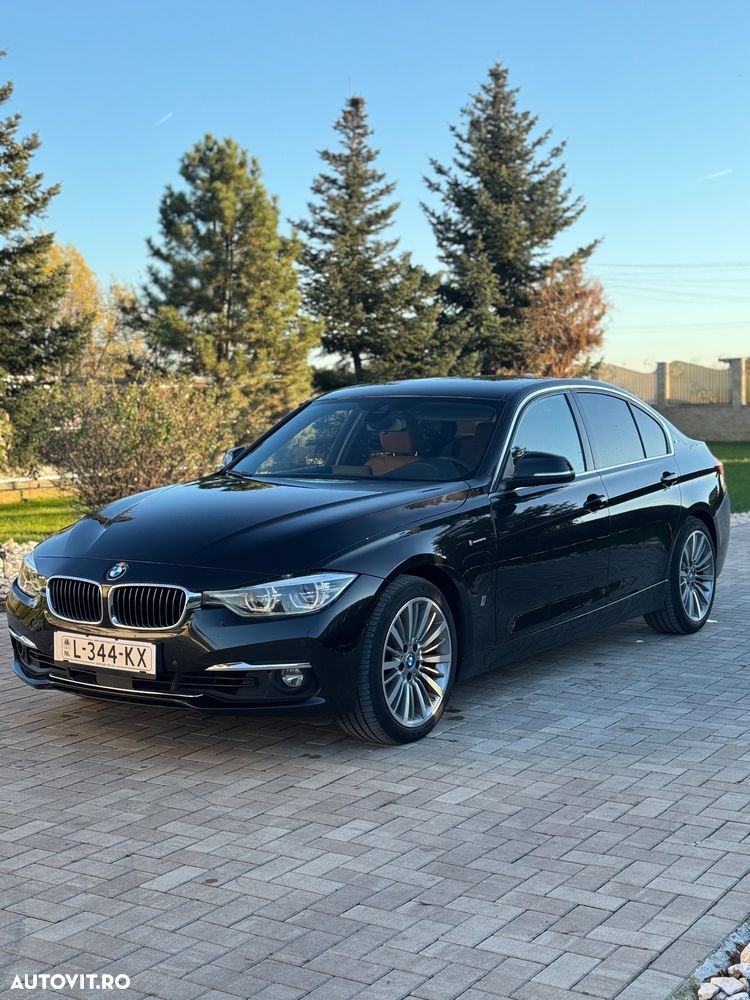 BMW Seria 3 330e iPerformance Luxury Line - 1
