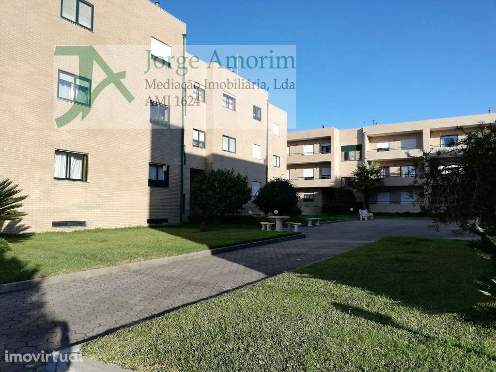 Habitação tipo 'T1'. Lugar de garagem. transportes à porta. Metro a... - Grande imagem: 4/10