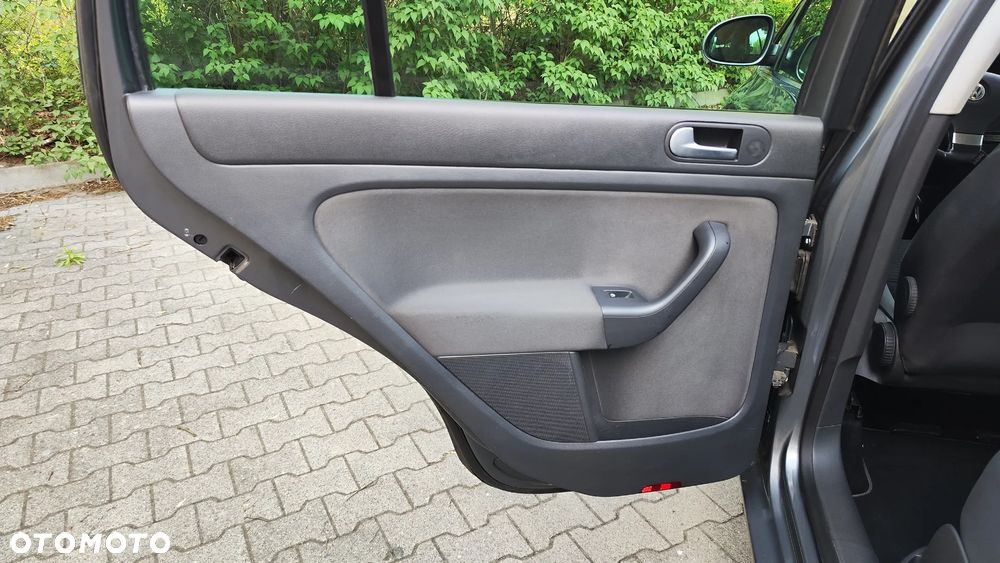 Volkswagen Golf Plus 1.6 United - 19