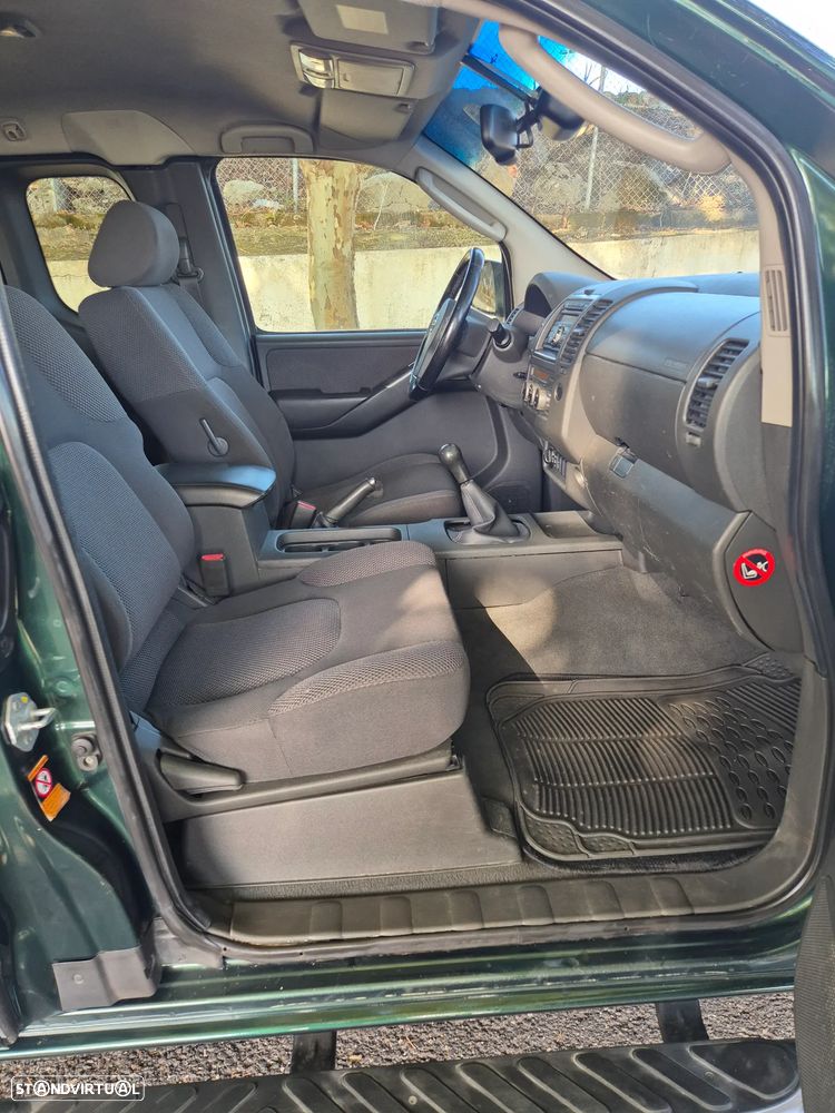 Nissan Navara 2.5 dCi KC SE Comfort - 14