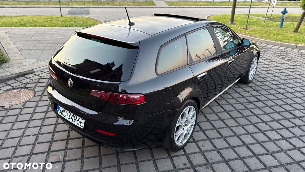 Alfa Romeo 159 1.9 JTDM 16V DPF Distinctive - 17