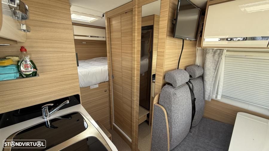 Dethleffs Globebus i1 GT black 160cv automatica - 17