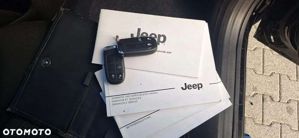 Jeep Renegade 1.4 MultiAir Limited 4WD S&S - 26