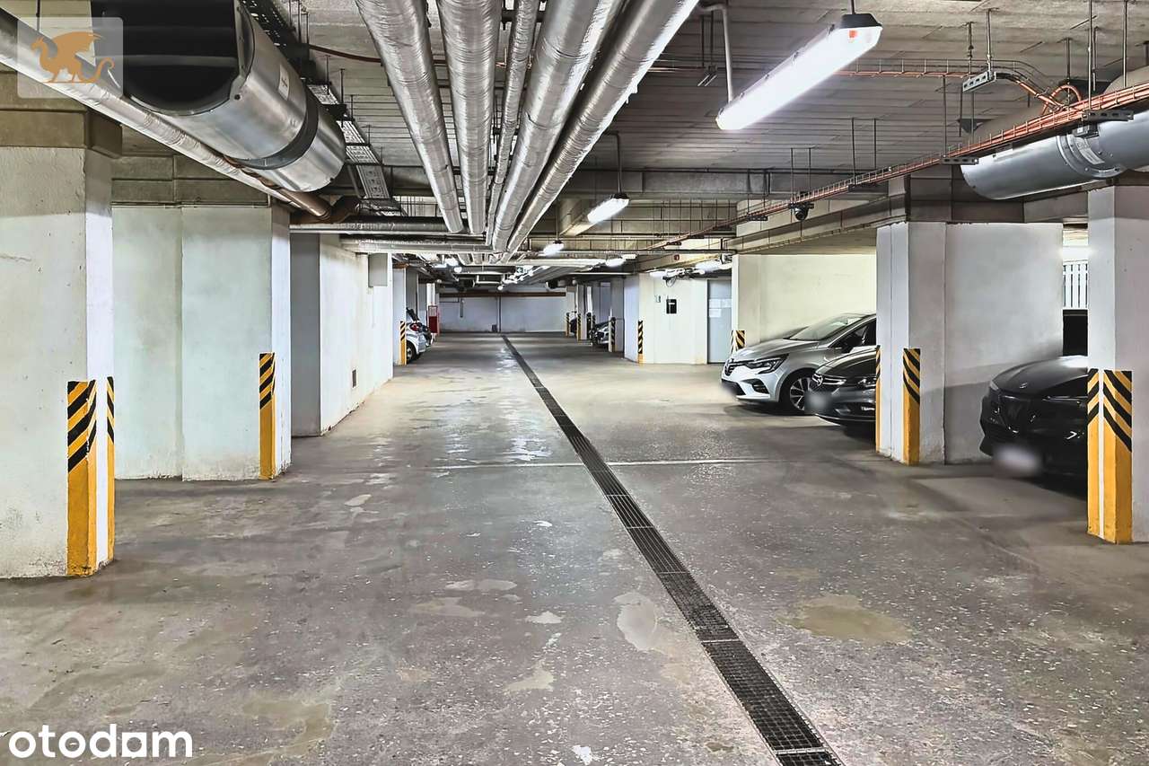 Kawalerka 36 m2 z loggią i widokiem na Wawel | Górka Narodowa