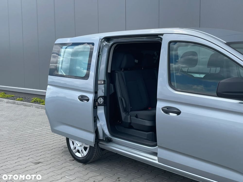 Ford Transit Connect - 18