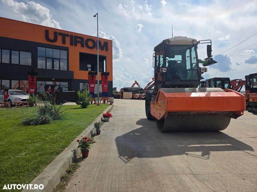 Hamm H7i, 7 tone, 2018, 1.400h, latime tambur 1,35m, Certificat CE, produs in Germania, motor Kubota 75CP, anvelope 90% ok, aer conditionat, posibilitate leasing 3 ani, STARE CA NOU, PROMOTIE -48.900 EUR+Tva - 7