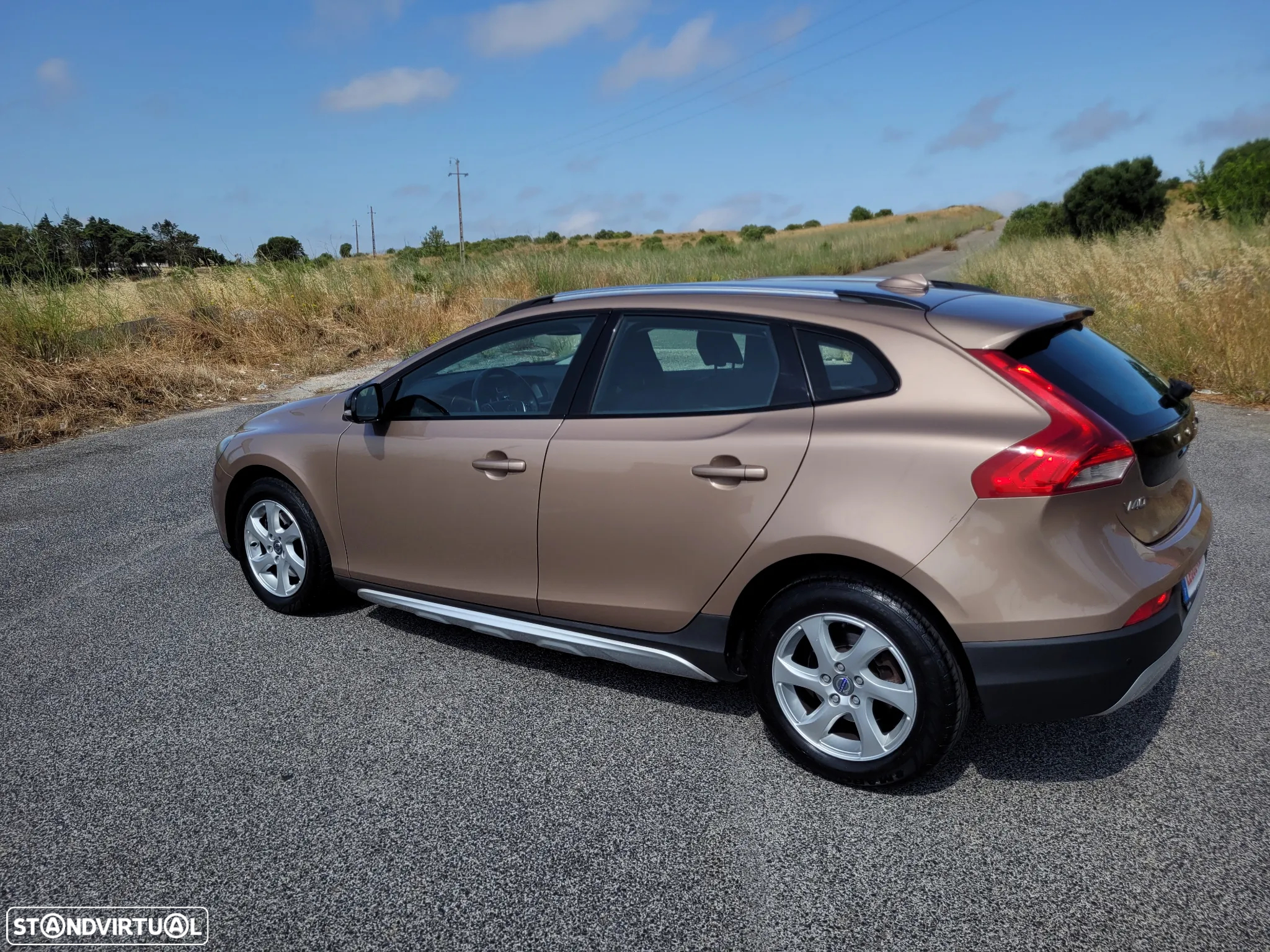 Volvo V40 Cross Country 1.6 D2 VOR - 42