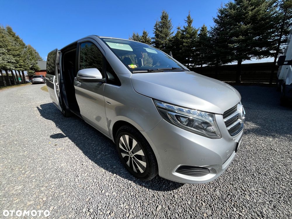Mercedes-Benz Klasa V 250 (BlueTEC) d Avantgarde 7G-Tronic - 12