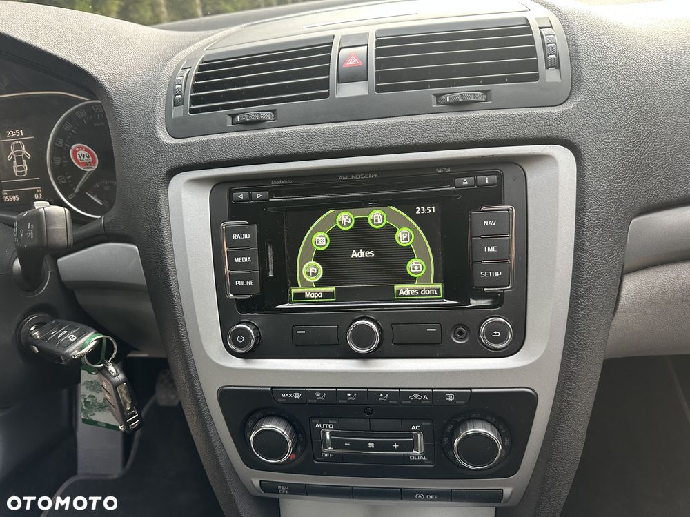 Skoda Octavia 1.4 TSI Ambiente Green tec - 13