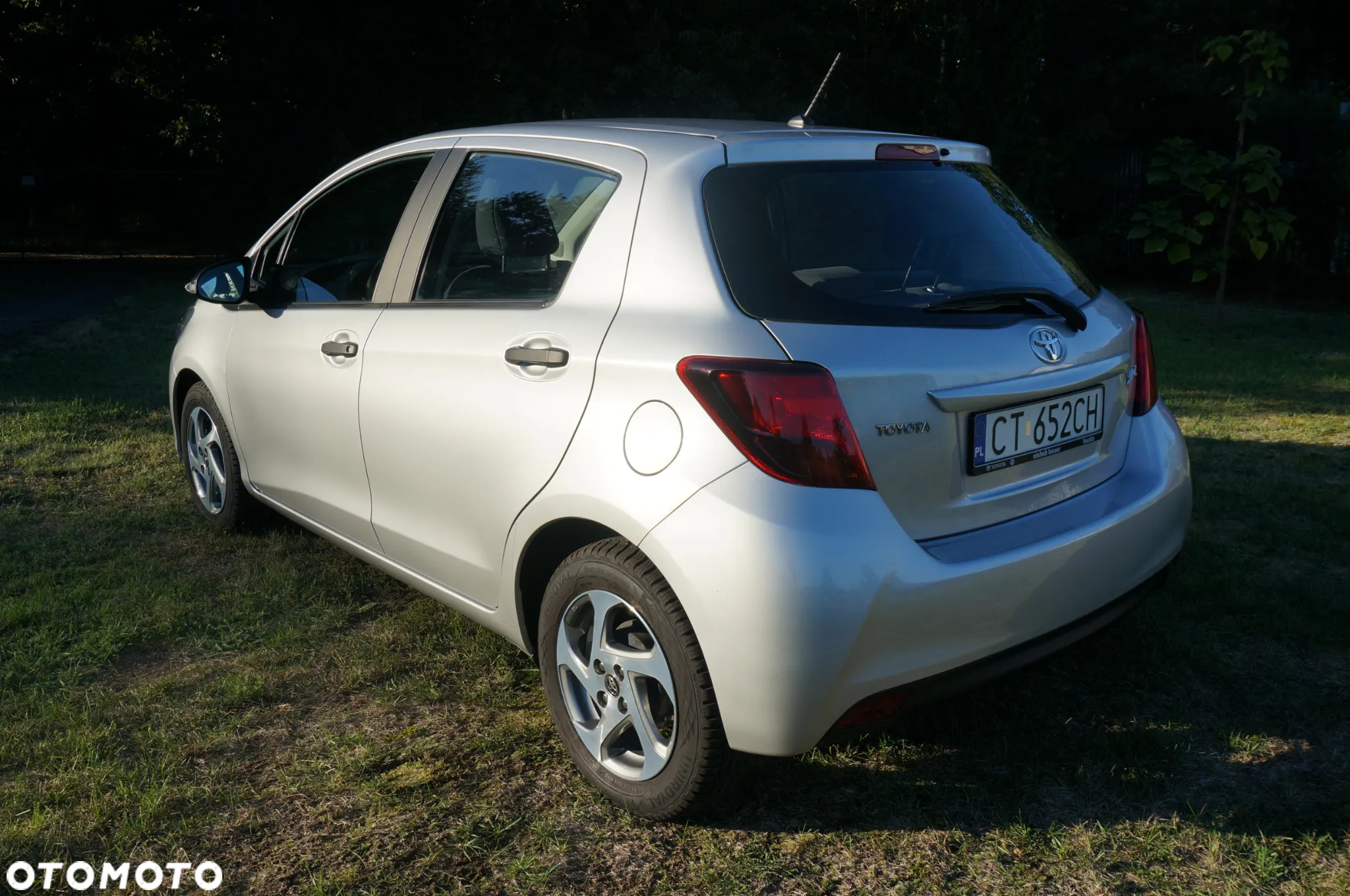 Toyota Yaris 1.0 Active EU6 - 4