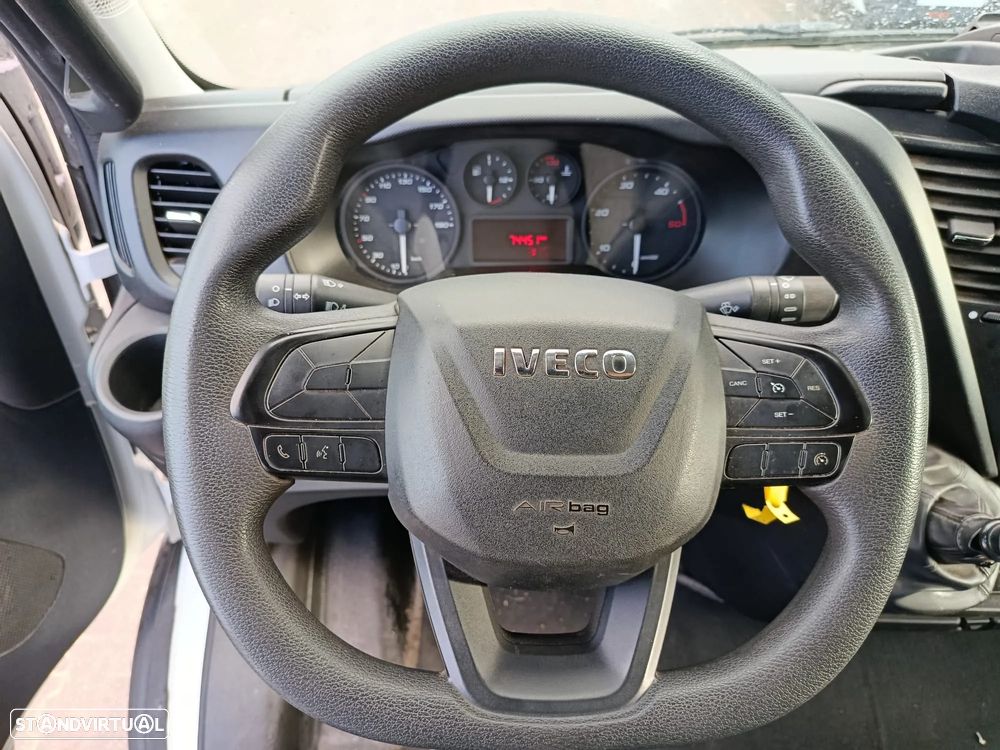 Iveco DAILY CAB.DUPLA 35-140 2.3 140CV - 12