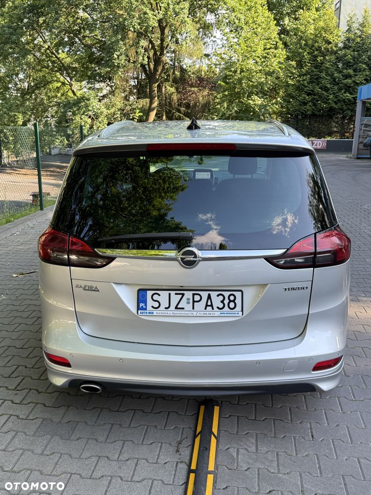 Opel Zafira - 4