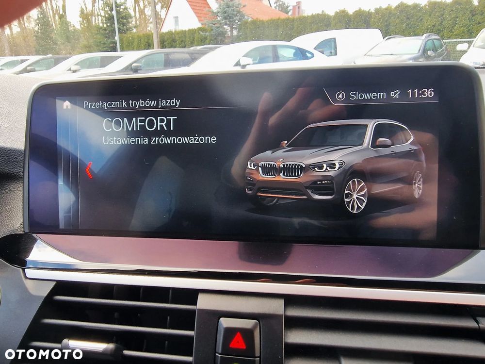 BMW X3 sDrive18d Luxury Line sport - 34