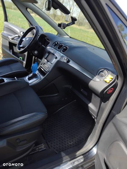 Ford S-Max 2.0 TDCi DPF Titanium - 3