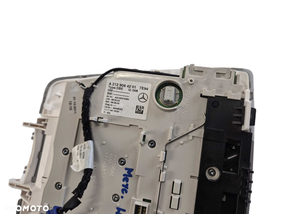 Lampka Oświetlenie Wnętrza Kabiny Mercedes E-Klasa W212 Podsufitki - 5