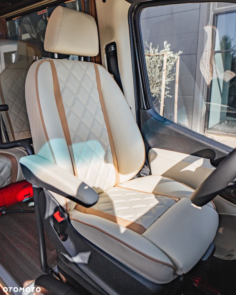 Mercedes-Benz Sprinter 519 - 28