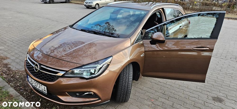Opel Astra 1.4 T Enjoy S&S - 21