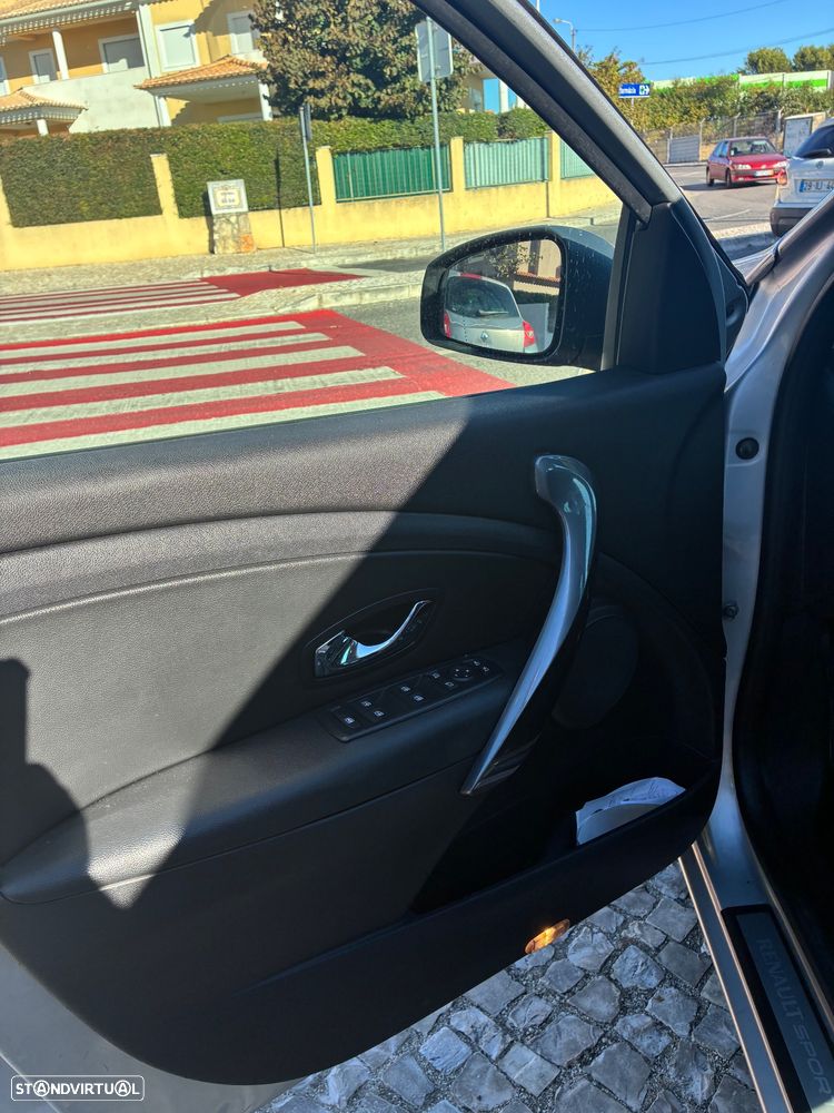 Renault Mégane Sport Tourer 1.5 dCi GT Line - 19