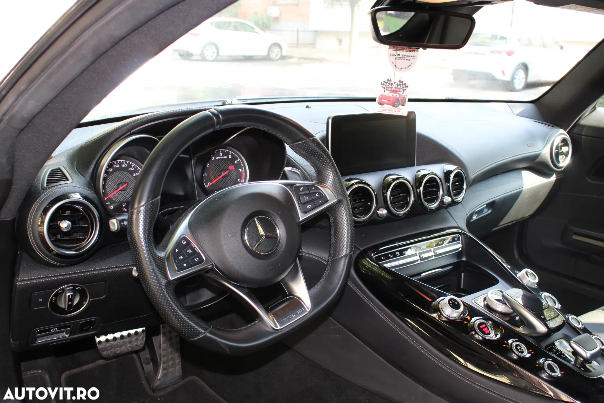 Mercedes-Benz AMG GT - 4