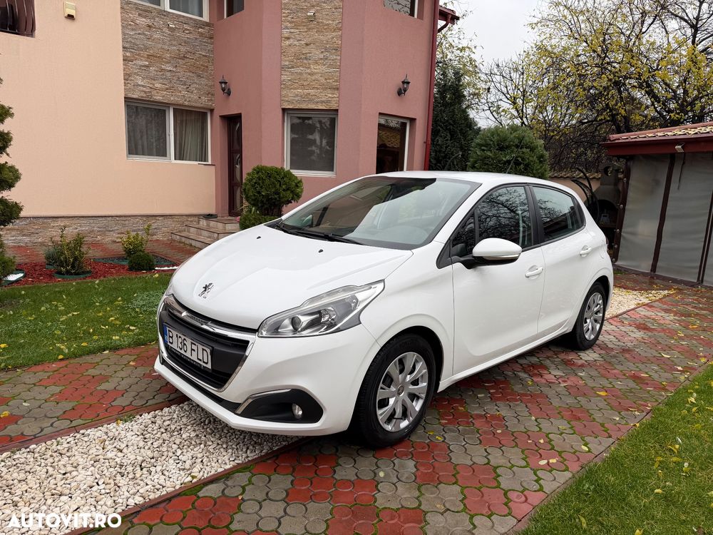 Peugeot 208 - 9