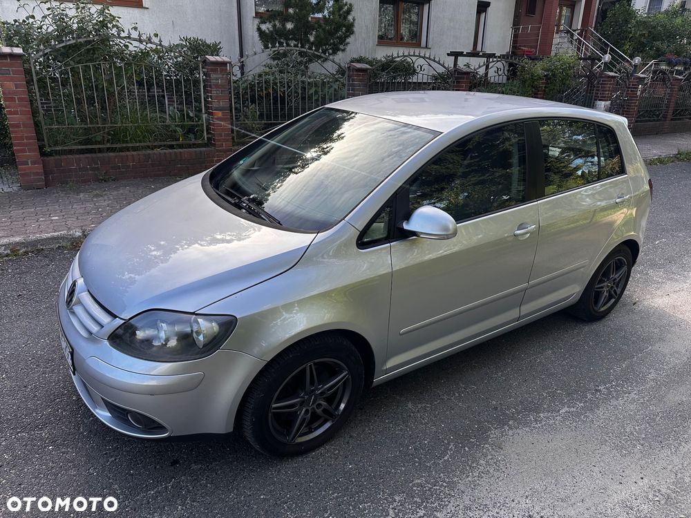 Volkswagen Golf Plus 1.6 FSI Comfortline - 5