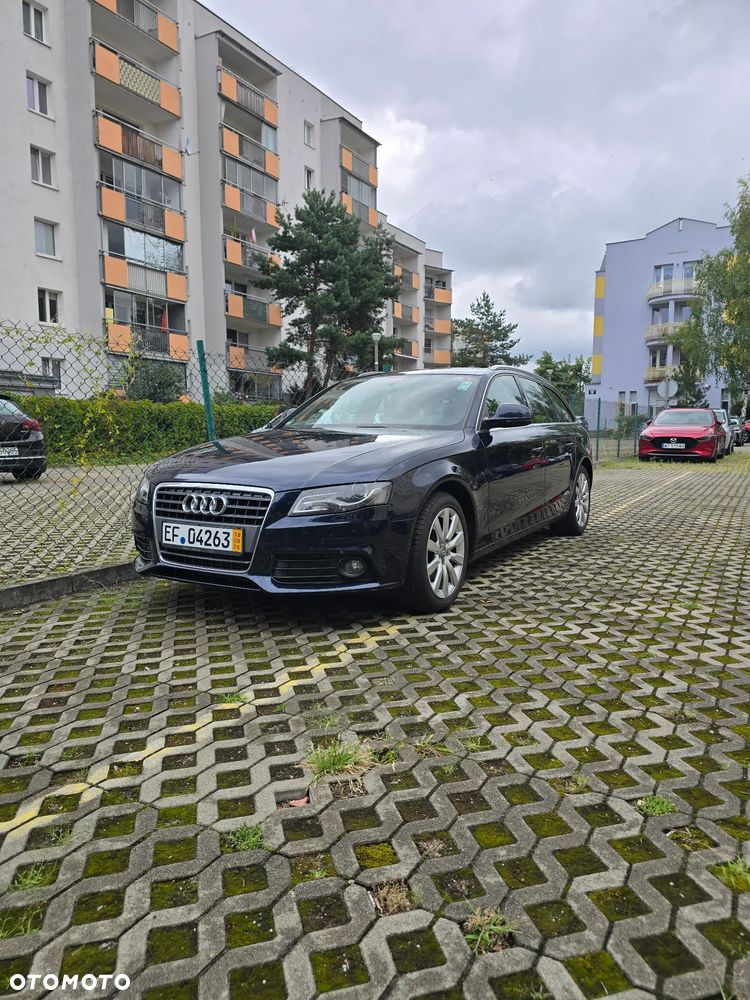 Audi A4 Avant - 1