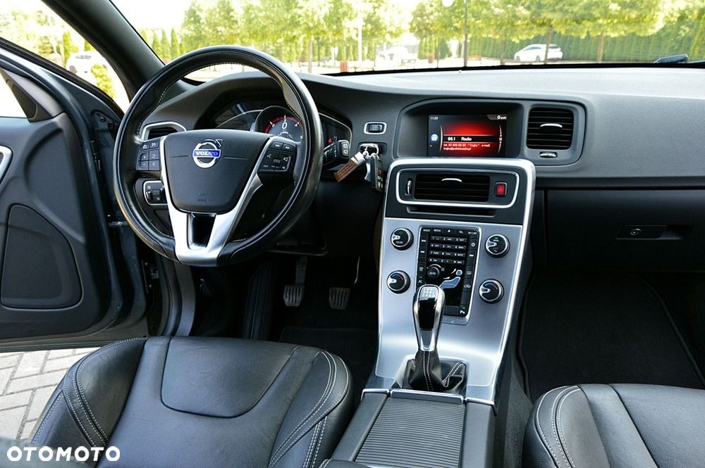 Volvo V60 - 25