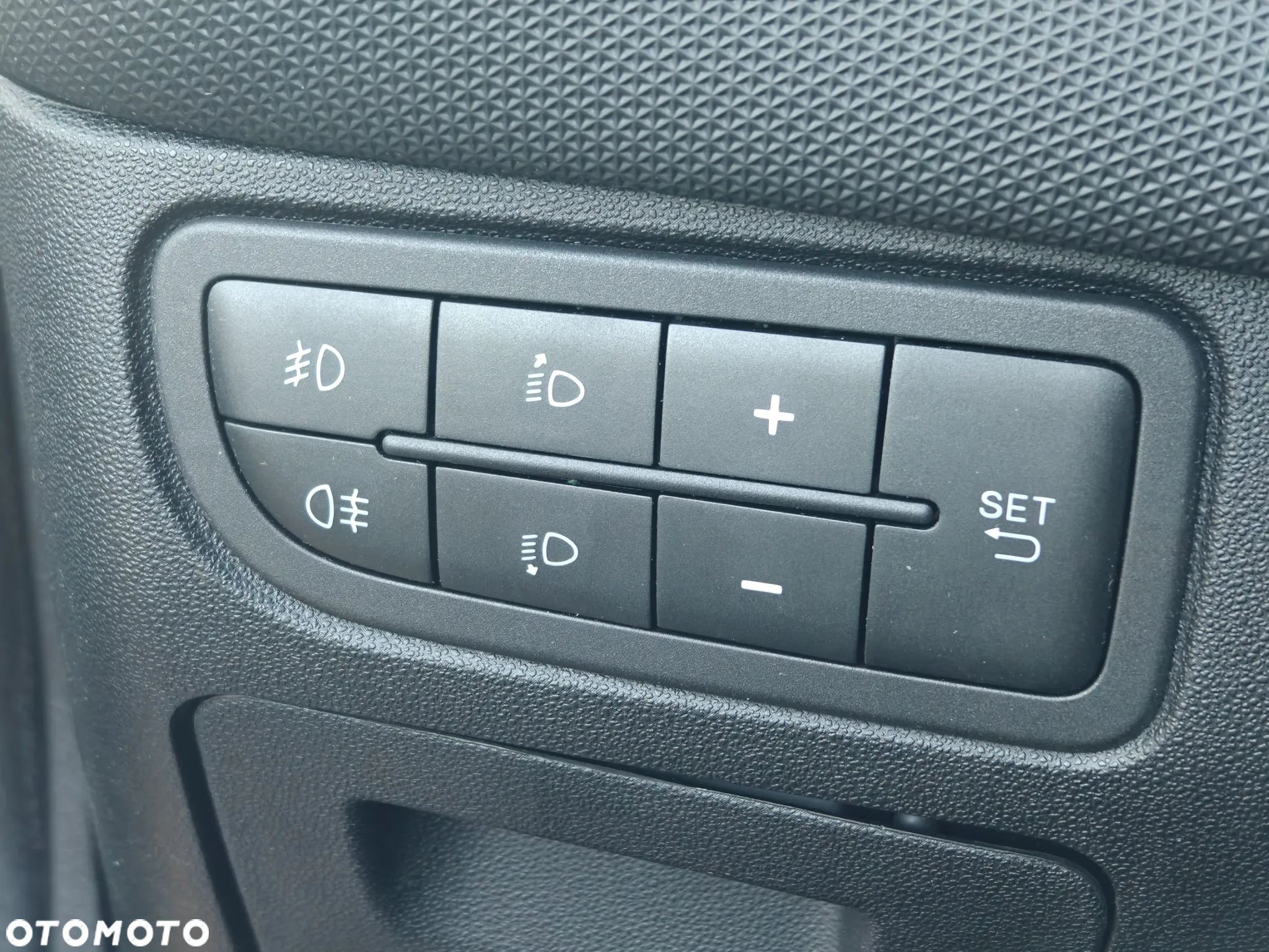 Fiat Punto - 10