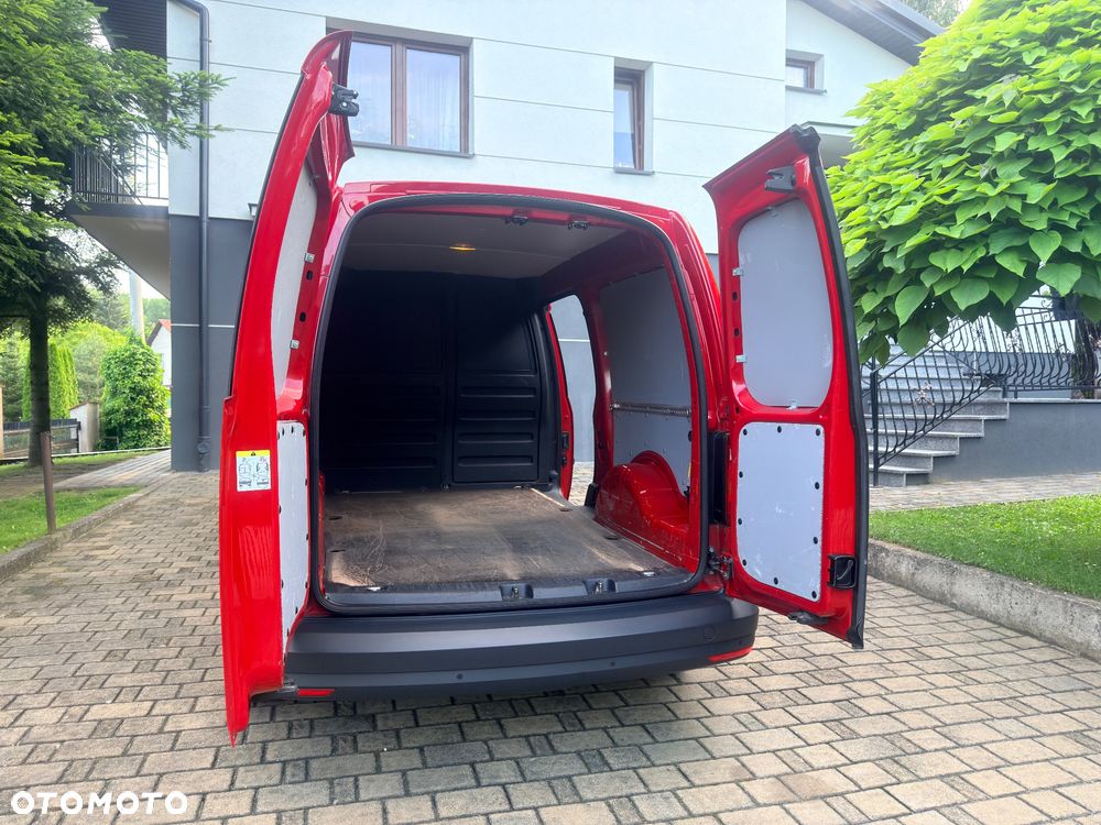 Volkswagen Caddy Maxi - 37