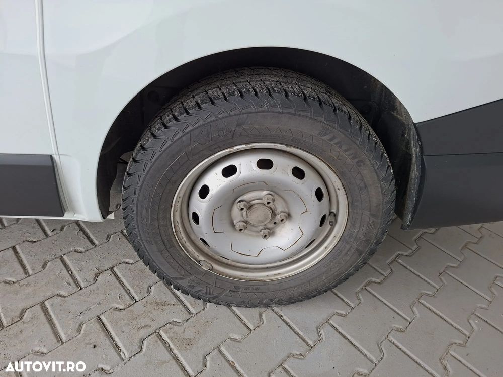 Renault Trafic 2.0 Blue dCi 120 Combi L1H1 8+1 locuri Authentique - 8