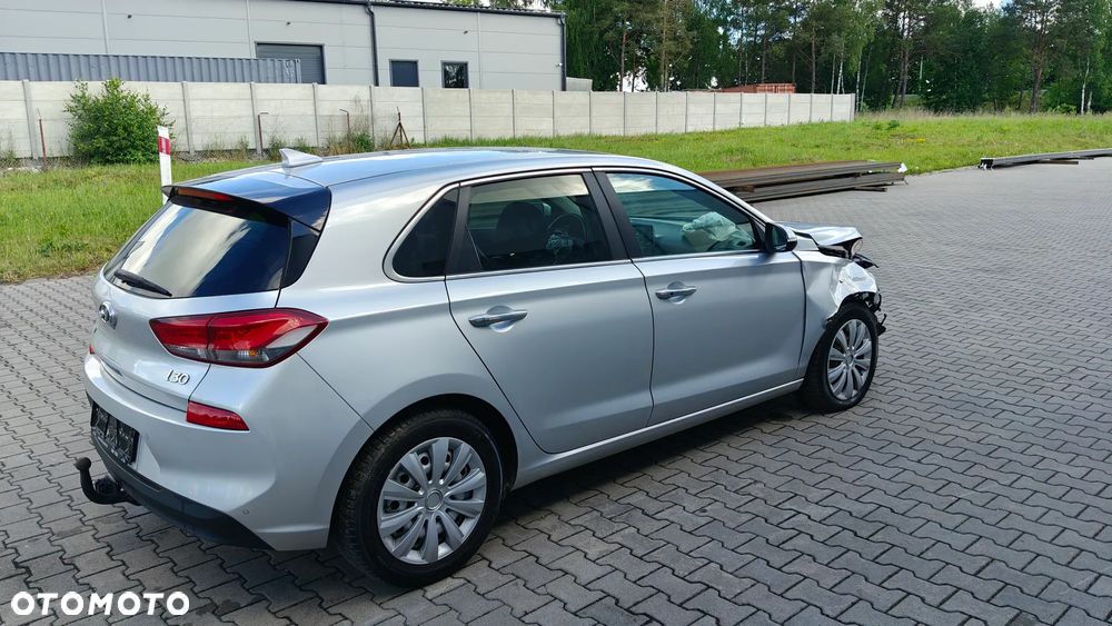 Hyundai i30 1.4 T-GDI DCT YES - 7