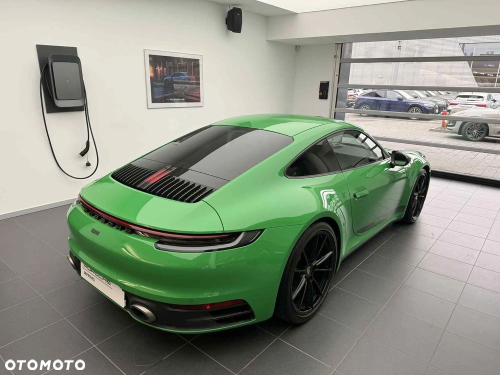 Porsche 911 Carrera T PDK - 8