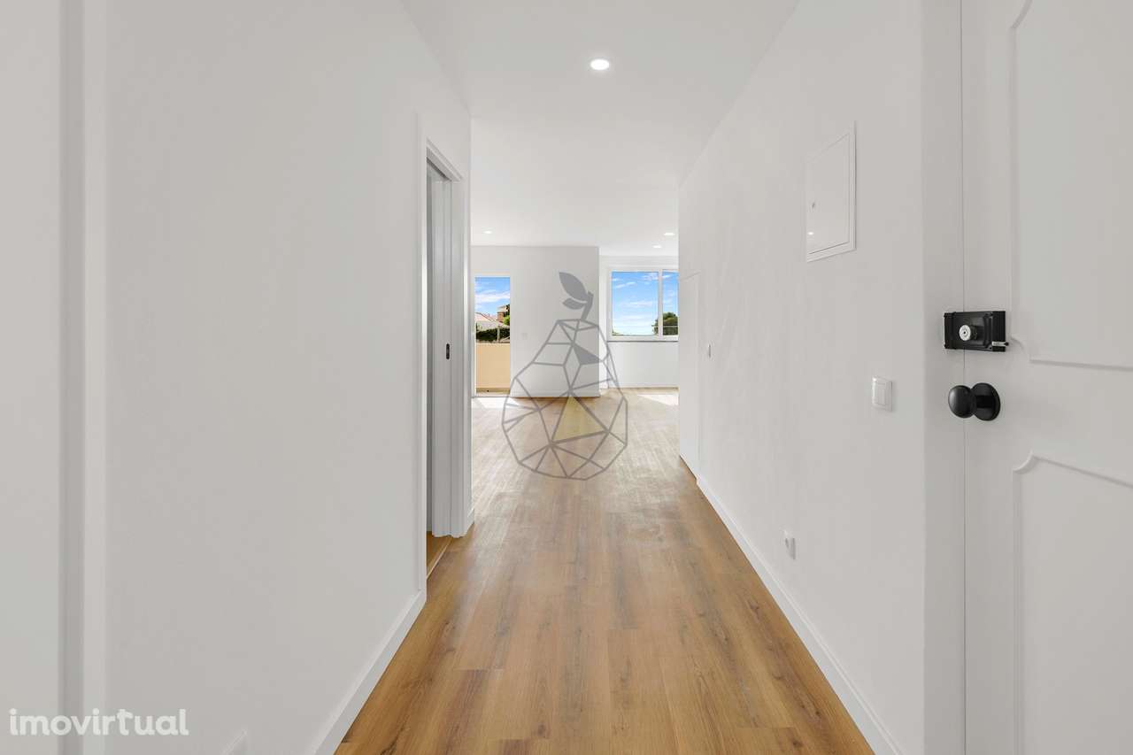 Apartamento T2 Remodelado com Varandas em Portimão - Grande imagem: 5/36