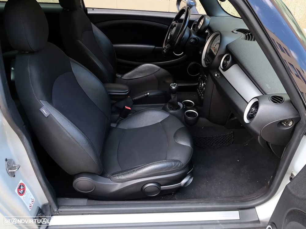 MINI Clubman One D - 11