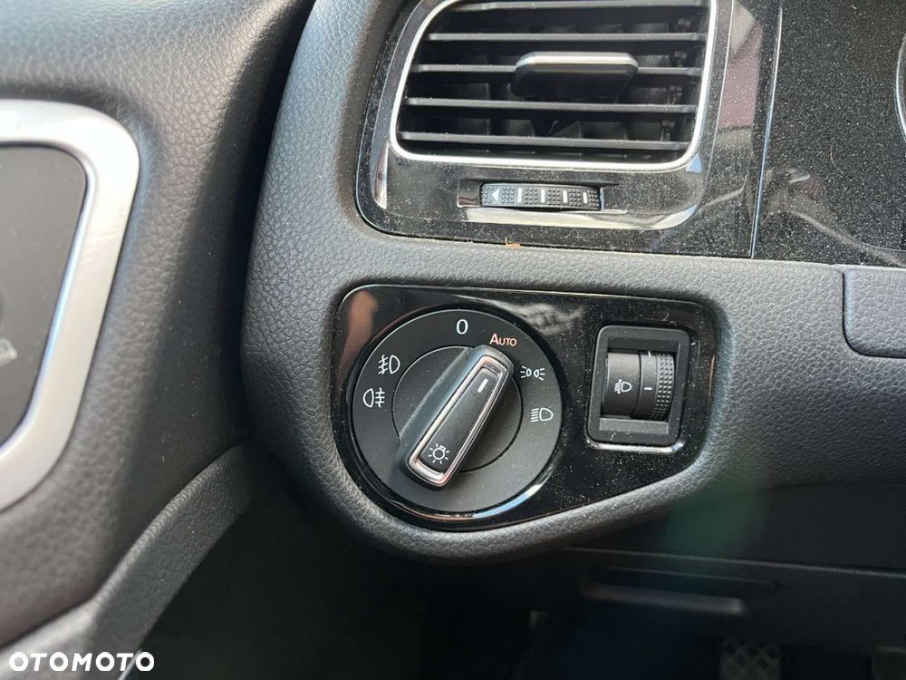 Volkswagen Golf 1.4 TSI BlueMotion Technology Cup - 19