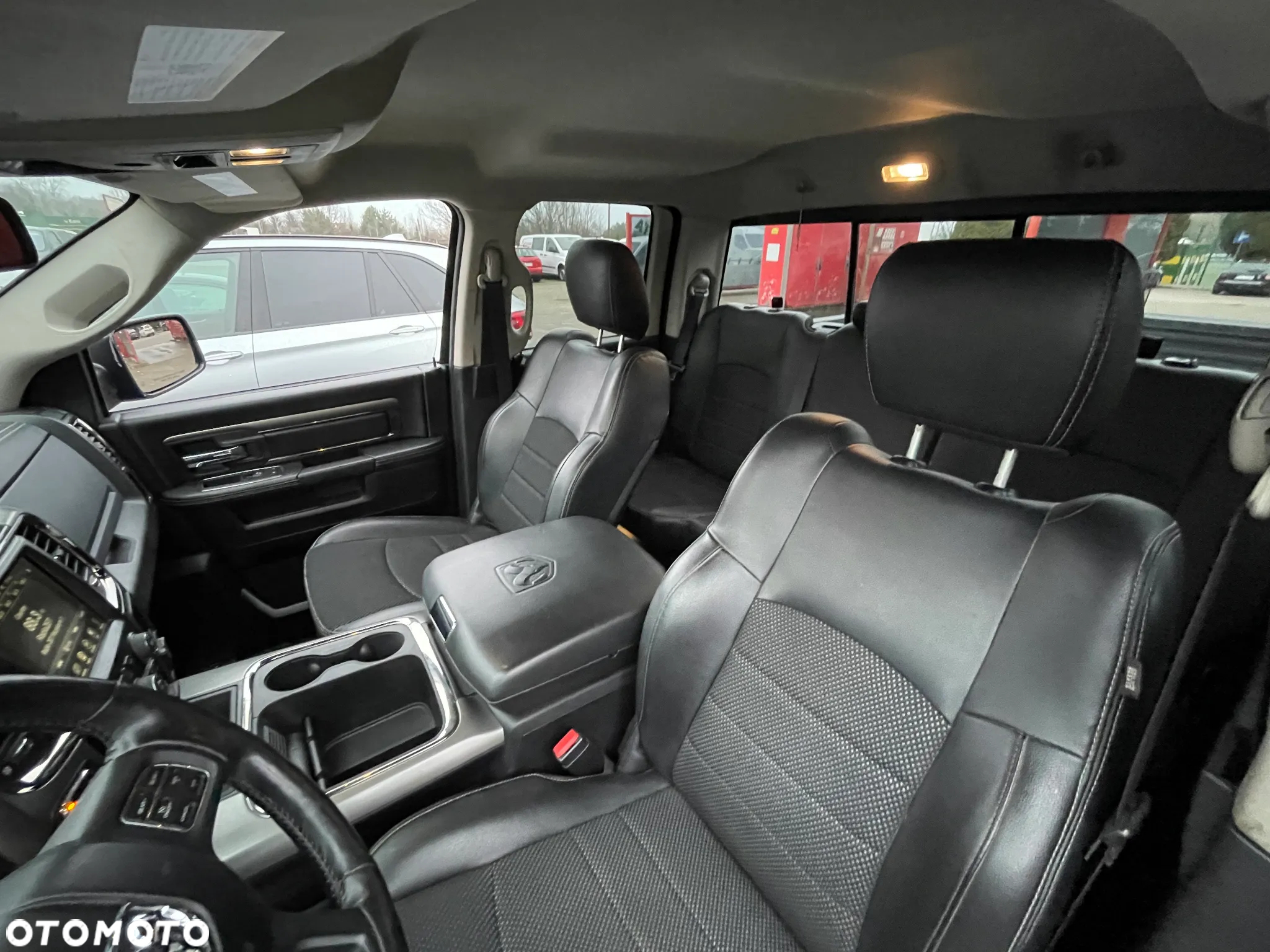Dodge RAM 1500 5.7 4x4 - 21