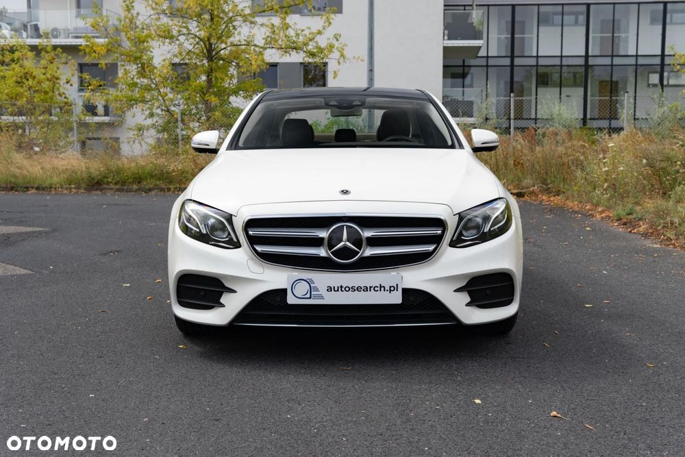 Mercedes-Benz Klasa E 220 d 9G-TRONIC Exclusive - 3