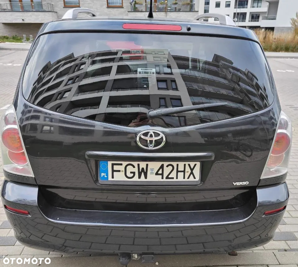 Toyota Corolla Verso - 5