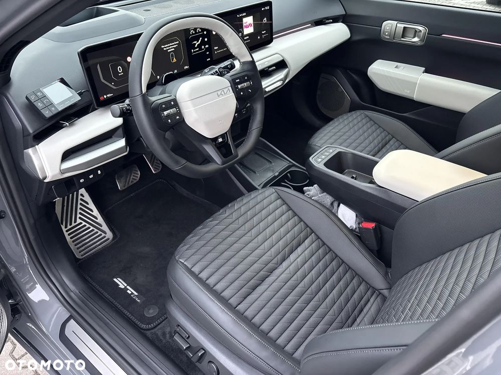 Kia EV4 81.4kWh GT-Line - 10