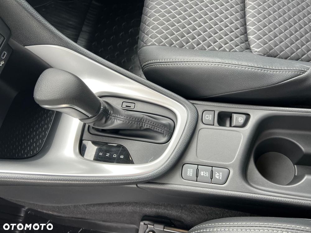 Toyota Yaris Hybrid 1.5 Executive - 25