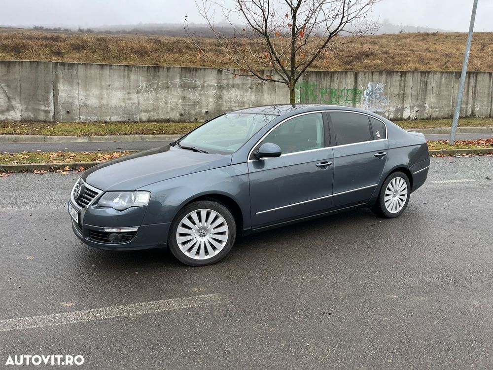 Volkswagen Passat 2.0TDI Comfortline DPF DSG - 1
