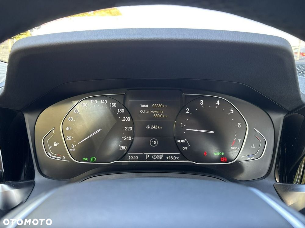 BMW Seria 3 318i Sport Line - 21