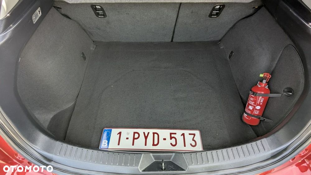Mazda 3 SKYACTIV-D 105 Center-Line - 34
