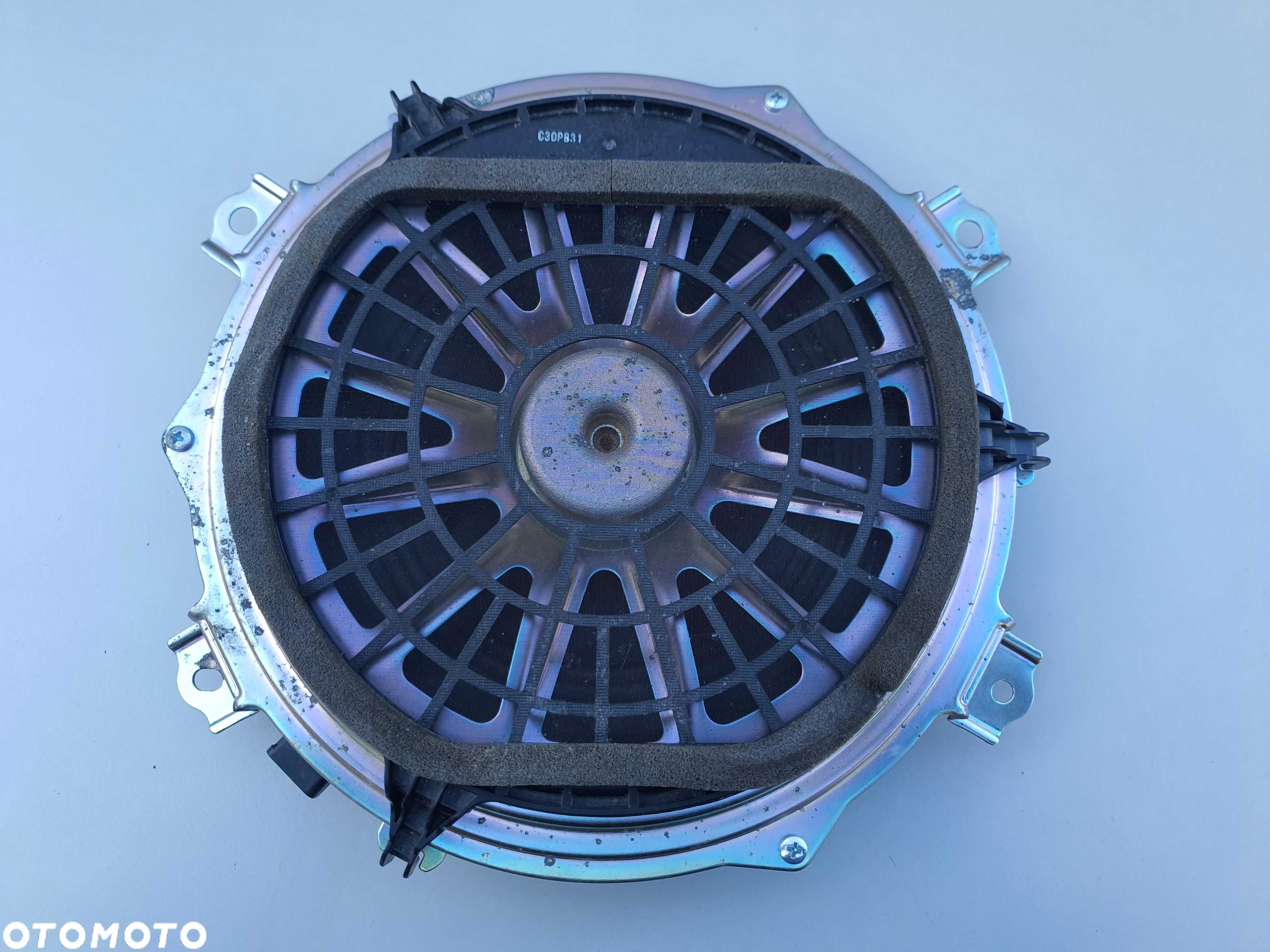 LEXUS GS RC IS głośnik subwoofer - 4