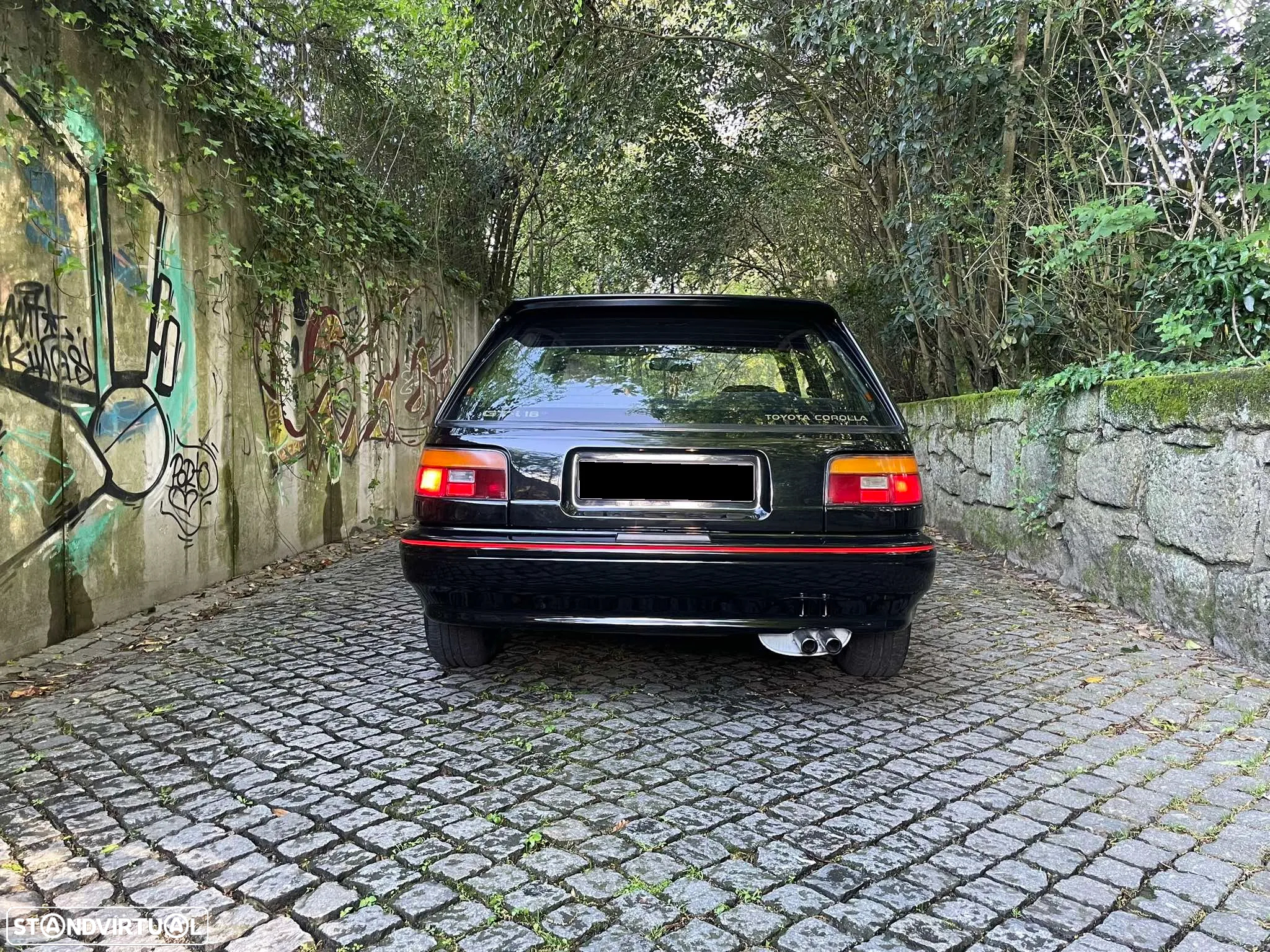 Toyota Corolla GT-i 16 - 26