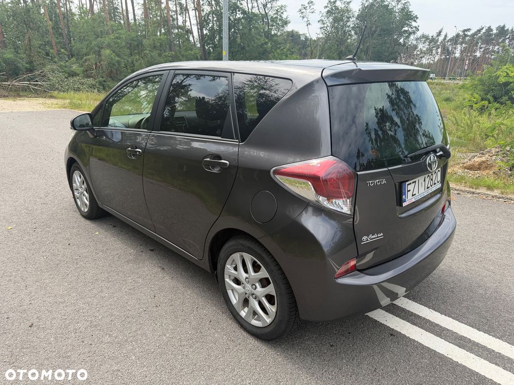 Toyota Verso S 1.33 Premium - 7